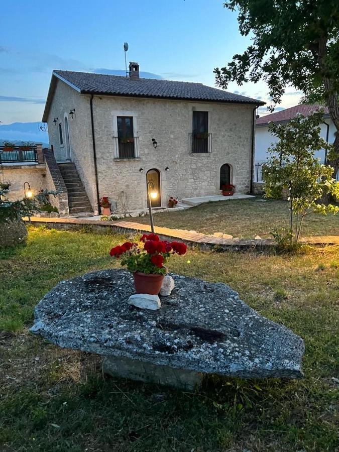 Roccamorice La Casa Di Zio Donatoヴィラ エクステリア 写真